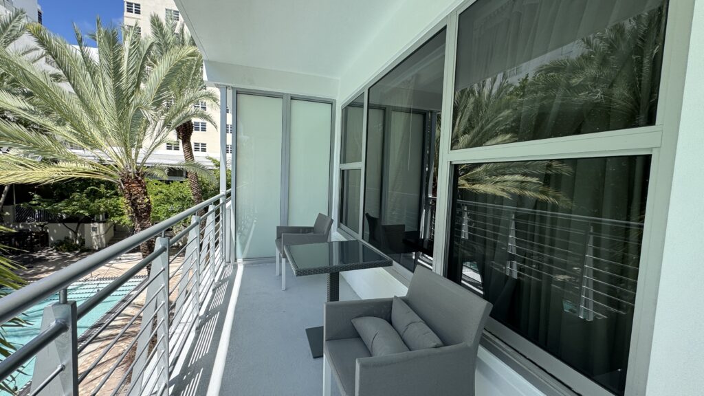 laya3758 Trabajo de pintura exterior realizado por Gosen F&H Painting Inc